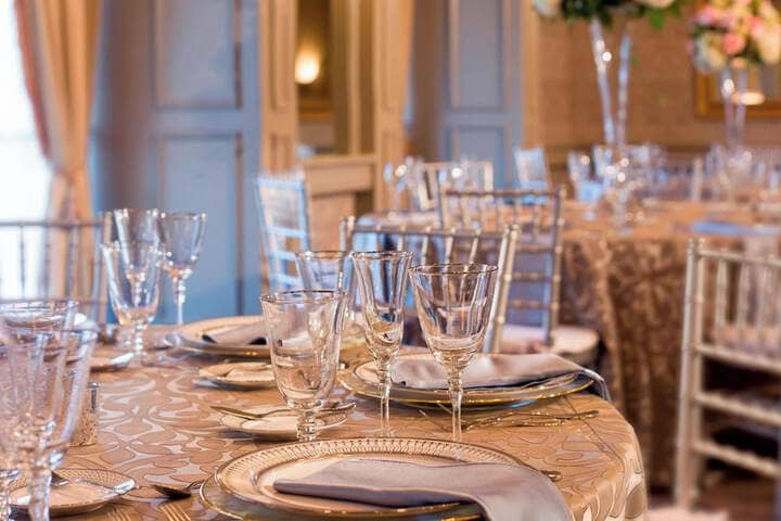 Banquet hall